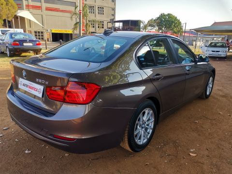 BMW - 320d F30