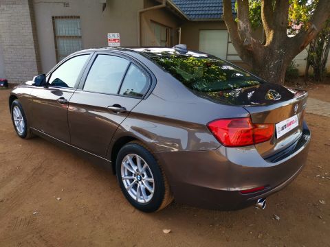 BMW - 320d F30