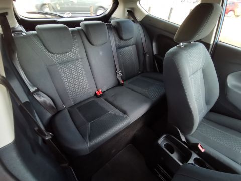 Ford - Fiesta 1.6 Titanium