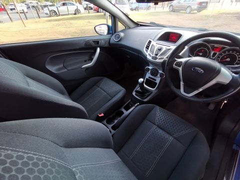 Ford - Fiesta 1.6 Titanium