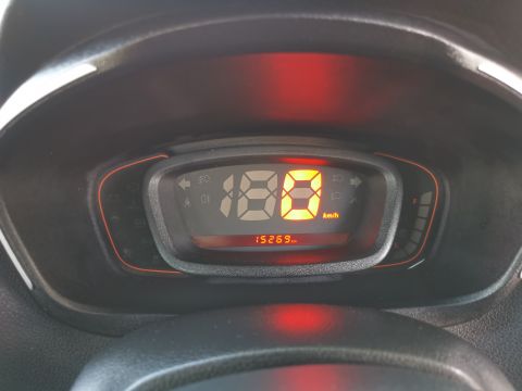 Renault - KWID 1.0 Expression