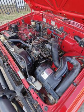 Toyota - Hilux 2.2 Double Cab 4x4