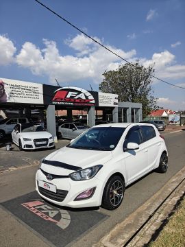 Hyundai - i20 1.4 Fluid