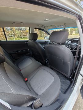 Hyundai - i20 1.4 Fluid