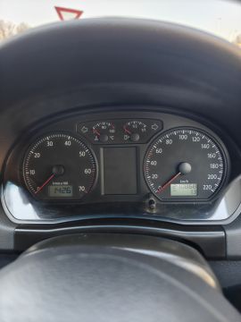 Volkswagen - Polo Vivo 1.4i