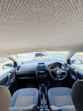 Volkswagen - Polo Vivo 1.4i