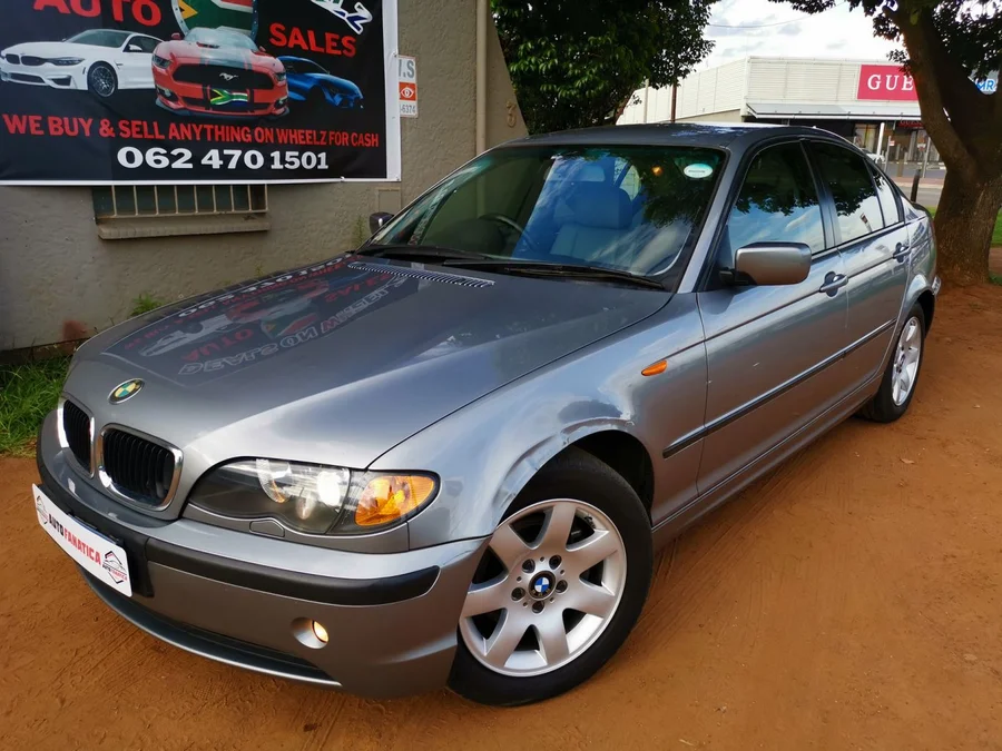 BMW 318i E46