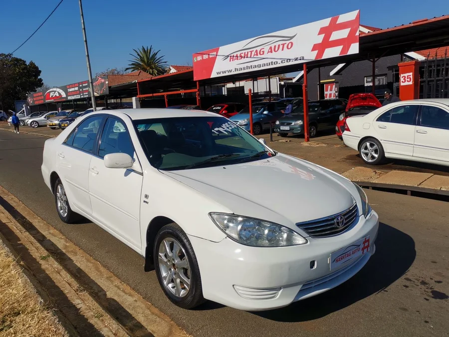 Toyota Camry 2.4GLi 