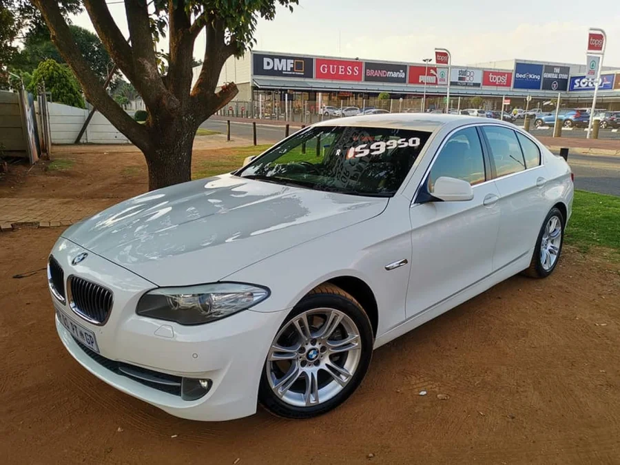 BMW 523i Automatic