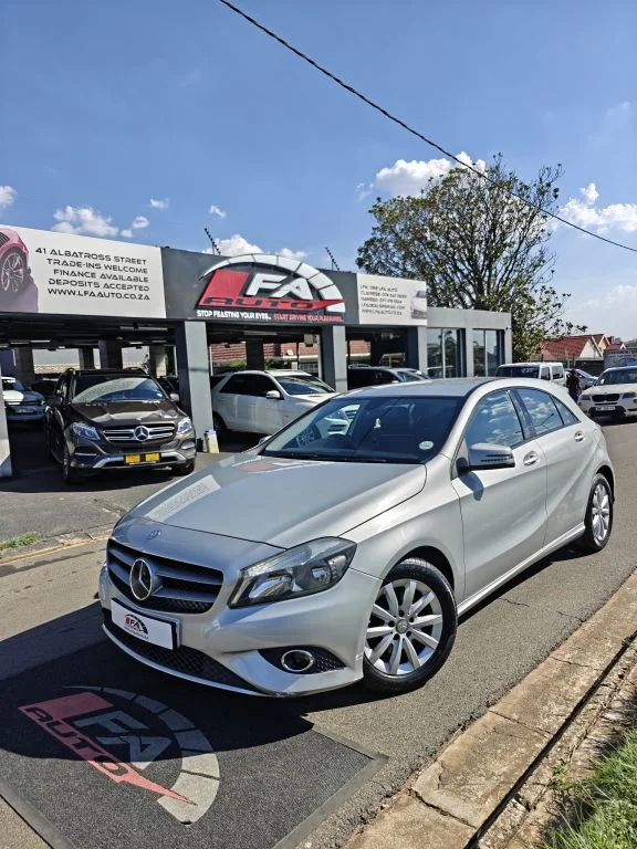 Mercedes-Benz A180