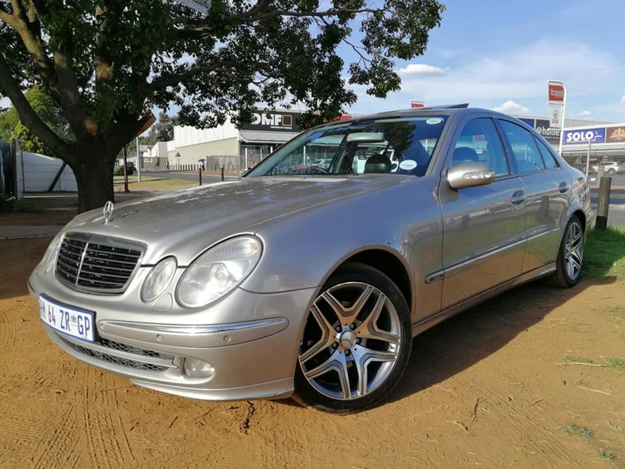 Mercedes-Benz E200 Kompressor Avantgarde