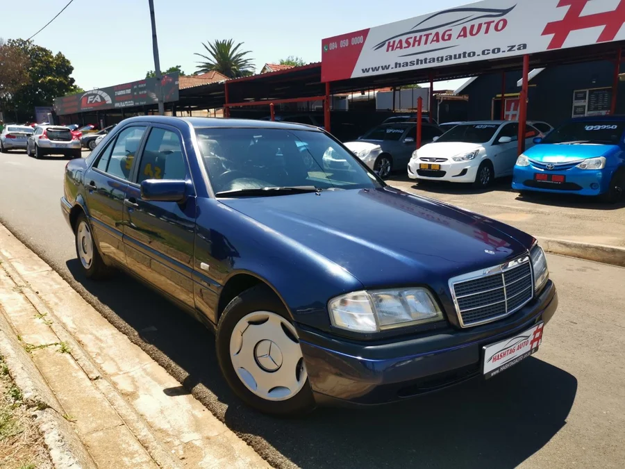 Mercedes-Benz C200