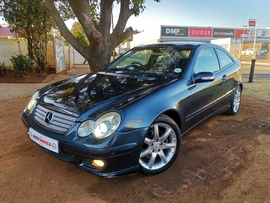Mercedes-Benz C230 Coupe