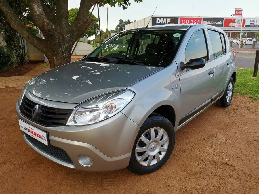 Renault Sandero 1.6i